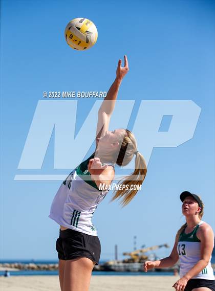 Thumbnail 1 in Rio Mesa @ Santa Barbara photogallery.