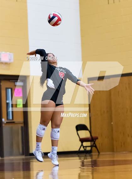 Thumbnail 2 in Prosper vs Coppell (UIL 6A Bi-District Playoff) photogallery.