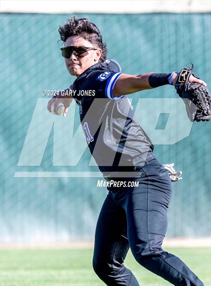 Thumbnail 2 in St. Mary's vs. Rocklin (CIF SJS D1 Final) photogallery.