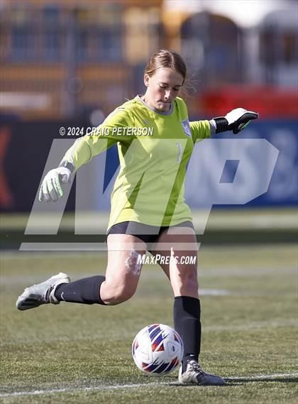 Thumbnail 3 in Green Canyon vs Mountain Crest (UHSAA 4A Semifinal) photogallery.