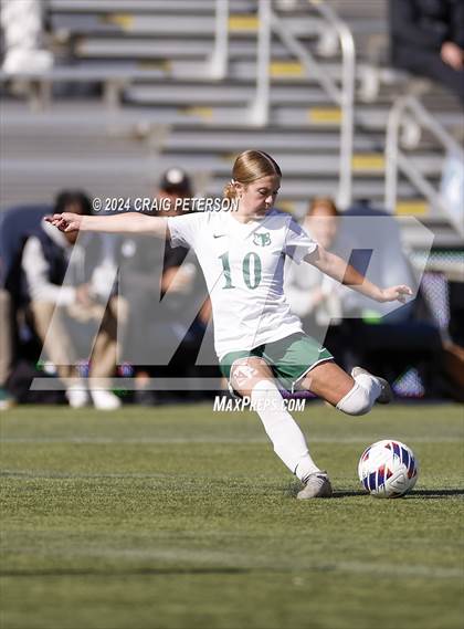 Thumbnail 3 in Green Canyon vs Mountain Crest (UHSAA 4A Semifinal) photogallery.