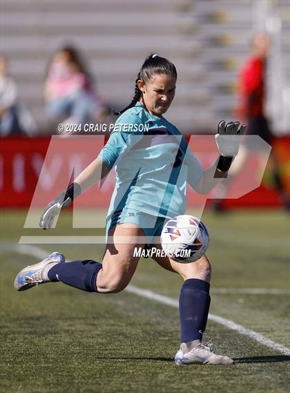 Thumbnail 1 in Green Canyon vs Mountain Crest (UHSAA 4A Semifinal) photogallery.