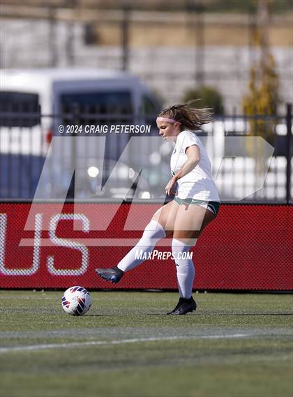Thumbnail 1 in Green Canyon vs Mountain Crest (UHSAA 4A Semifinal) photogallery.