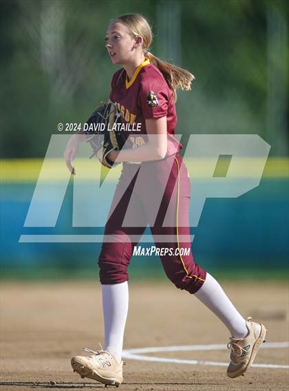 Thumbnail 2 in Windsor @ Poudre photogallery.
