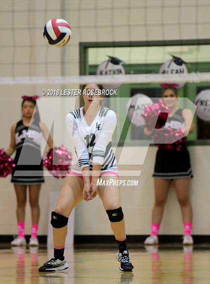 Thumbnail 3 in Poth @ Luling photogallery.
