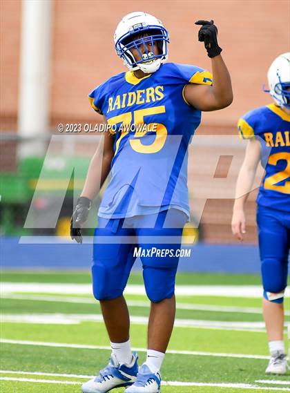 Thumbnail 1 in FR: Community vs Sunnyvale photogallery.