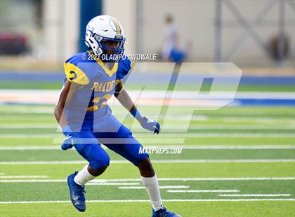 Thumbnail 3 in FR: Community vs Sunnyvale photogallery.