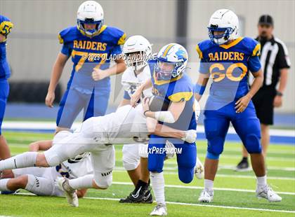 Thumbnail 3 in FR: Community vs Sunnyvale photogallery.