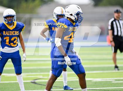 Thumbnail 3 in FR: Community vs Sunnyvale photogallery.