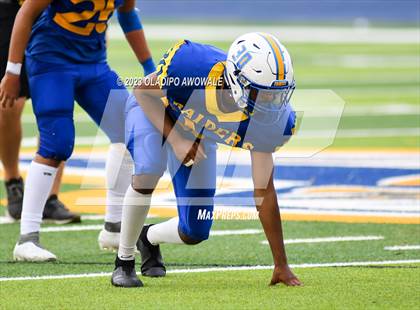 Thumbnail 1 in FR: Community vs Sunnyvale photogallery.