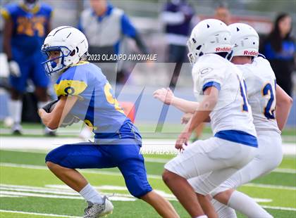 Thumbnail 2 in FR: Community vs Sunnyvale photogallery.