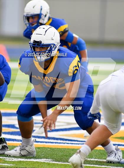 Thumbnail 1 in FR: Community vs Sunnyvale photogallery.