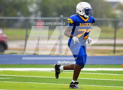 Thumbnail 2 in FR: Community vs Sunnyvale photogallery.