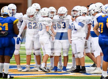 Thumbnail 1 in FR: Community vs Sunnyvale photogallery.