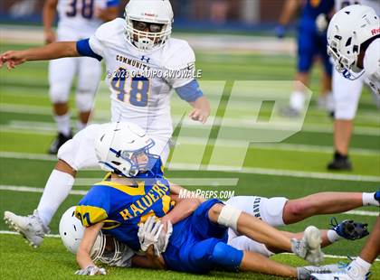 Thumbnail 2 in FR: Community vs Sunnyvale photogallery.