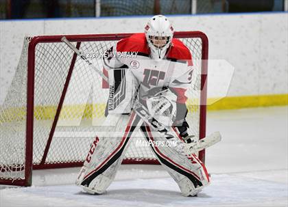 Thumbnail 1 in North Haven @ Fairfield Warde/Ludlowe photogallery.
