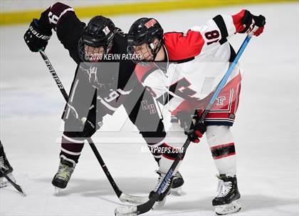 Thumbnail 1 in North Haven @ Fairfield Warde/Ludlowe photogallery.