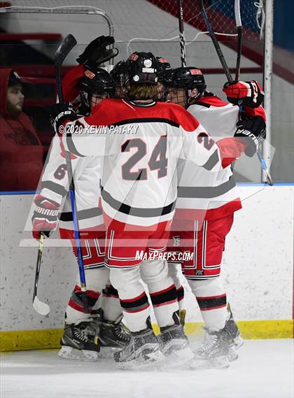 Thumbnail 1 in North Haven @ Fairfield Warde/Ludlowe photogallery.