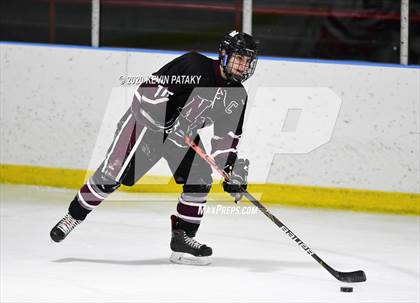 Thumbnail 1 in North Haven @ Fairfield Warde/Ludlowe photogallery.