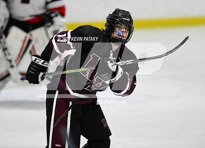 Thumbnail 3 in North Haven @ Fairfield Warde/Ludlowe photogallery.