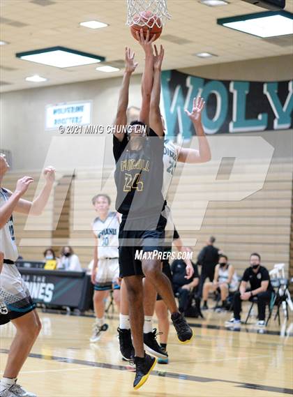 Thumbnail 3 in Foothill @ Aliso Niguel photogallery.