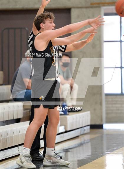 Thumbnail 1 in Foothill @ Aliso Niguel photogallery.