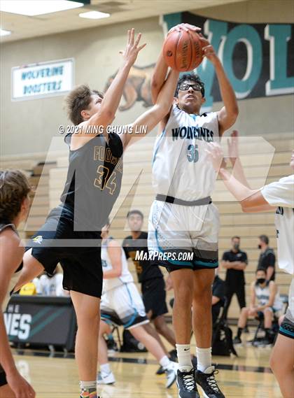 Thumbnail 2 in Foothill @ Aliso Niguel photogallery.