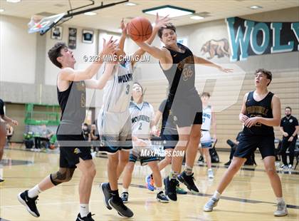 Thumbnail 1 in Foothill @ Aliso Niguel photogallery.