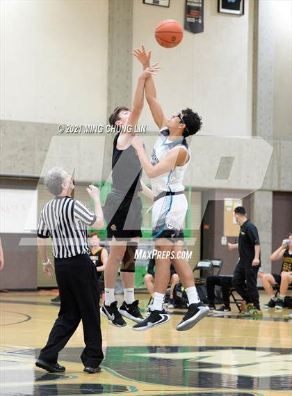 Thumbnail 3 in Foothill @ Aliso Niguel photogallery.