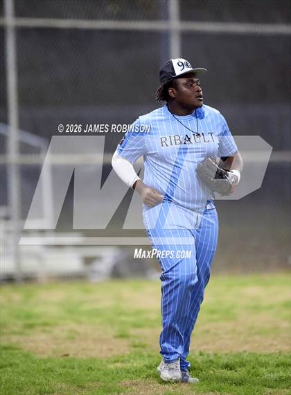 Thumbnail 2 in Ribault @ Ed White photogallery.
