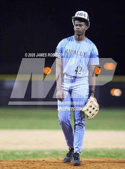 Thumbnail 2 in Ribault @ Ed White photogallery.