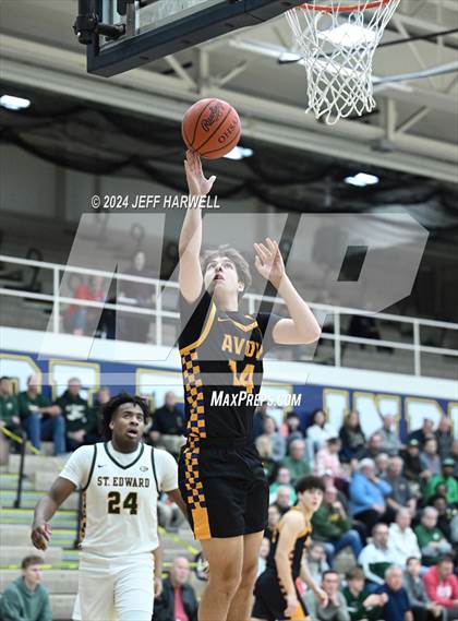 Thumbnail 2 in Avon vs. St. Edward (OHSAA D1 Districit Semifinal) photogallery.