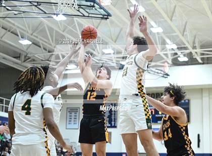 Thumbnail 2 in Avon vs. St. Edward (OHSAA D1 Districit Semifinal) photogallery.