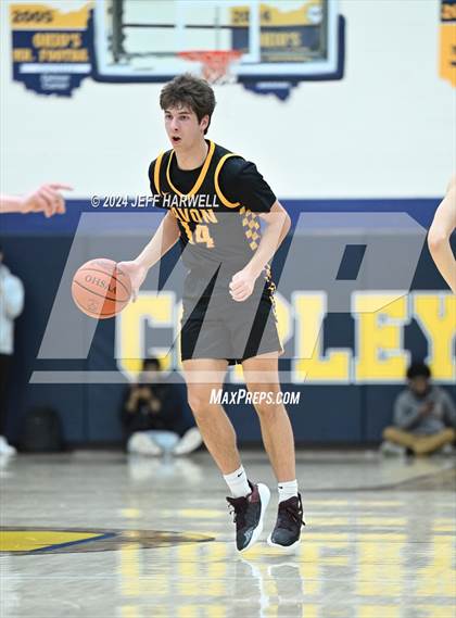 Thumbnail 3 in Avon vs. St. Edward (OHSAA D1 Districit Semifinal) photogallery.