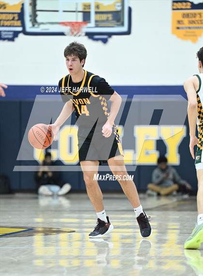 Thumbnail 2 in Avon vs. St. Edward (OHSAA D1 Districit Semifinal) photogallery.