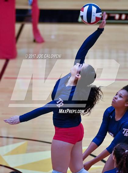 Thumbnail 2 in Johnson vs Roosevelt [Theodore] photogallery.