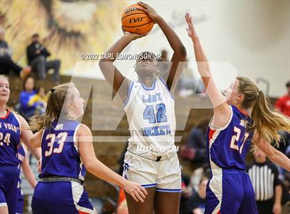 Thumbnail 3 in Rockvale vs. Starkville Academy photogallery.