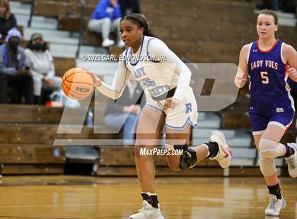 Thumbnail 2 in Rockvale vs. Starkville Academy photogallery.