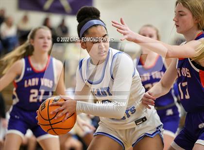 Thumbnail 2 in Rockvale vs. Starkville Academy photogallery.