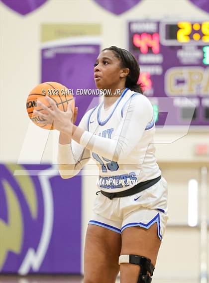Thumbnail 3 in Rockvale vs. Starkville Academy photogallery.