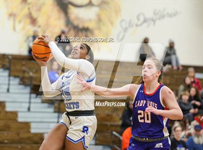 Thumbnail 3 in Rockvale vs. Starkville Academy photogallery.