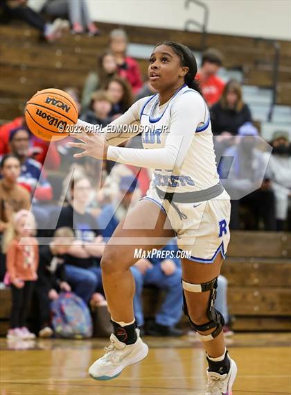 Thumbnail 1 in Rockvale vs. Starkville Academy photogallery.