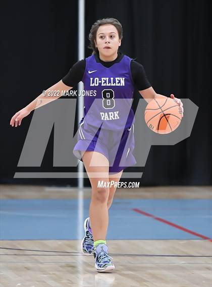 Thumbnail 1 in St. Andrew's (RI) vs. Lo-Ellen (Ont, Canada) - (Nike Tournament of Champions) photogallery.