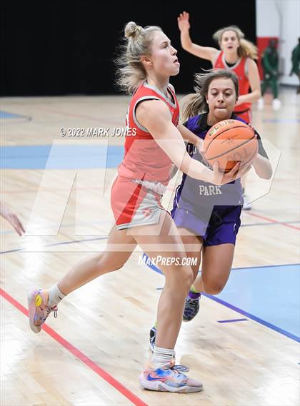 Thumbnail 3 in St. Andrew's (RI) vs. Lo-Ellen (Ont, Canada) - (Nike Tournament of Champions) photogallery.
