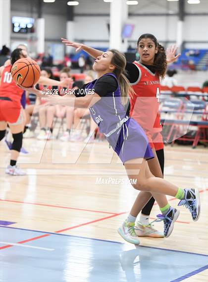 Thumbnail 2 in St. Andrew's (RI) vs. Lo-Ellen (Ont, Canada) - (Nike Tournament of Champions) photogallery.