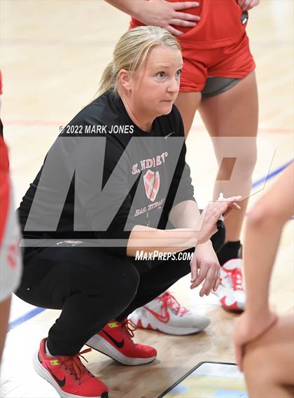 Thumbnail 3 in St. Andrew's (RI) vs. Lo-Ellen (Ont, Canada) - (Nike Tournament of Champions) photogallery.