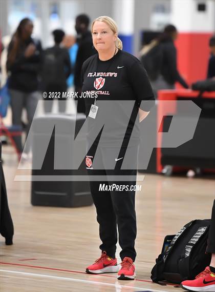 Thumbnail 1 in St. Andrew's (RI) vs. Lo-Ellen (Ont, Canada) - (Nike Tournament of Champions) photogallery.