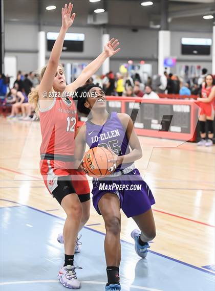 Thumbnail 1 in St. Andrew's (RI) vs. Lo-Ellen (Ont, Canada) - (Nike Tournament of Champions) photogallery.