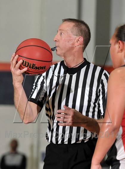 Thumbnail 3 in Patterson vs. Modesto Christian (CIF SJS D3 Playoffs) photogallery.