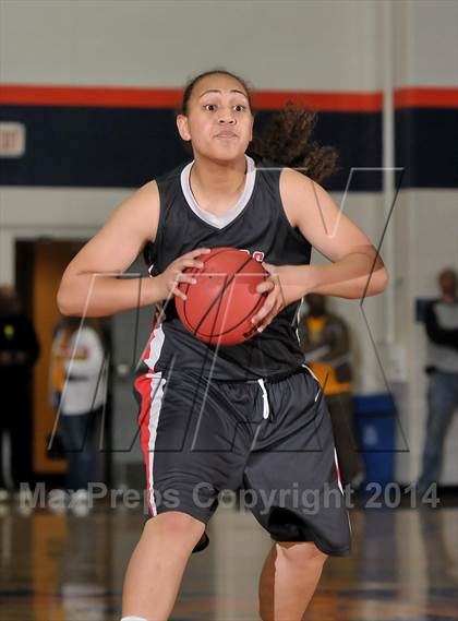 Thumbnail 3 in Patterson vs. Modesto Christian (CIF SJS D3 Playoffs) photogallery.